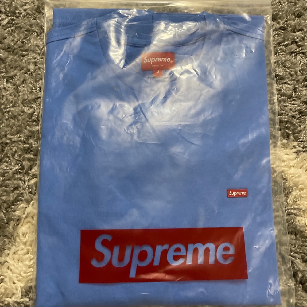 Supreme Small Box Logo Size Medium New Dusty Royal